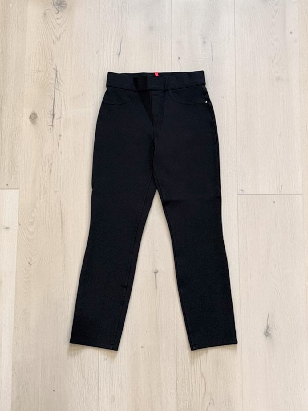 SPANX Black Ponte Knit Pull-On Cropped Shapewear Pants Size Small